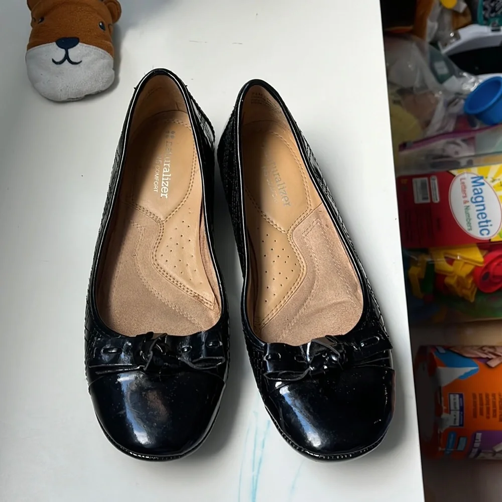 Black flats - Picture 1 of 4